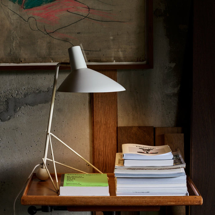 Tripod Table Lamp